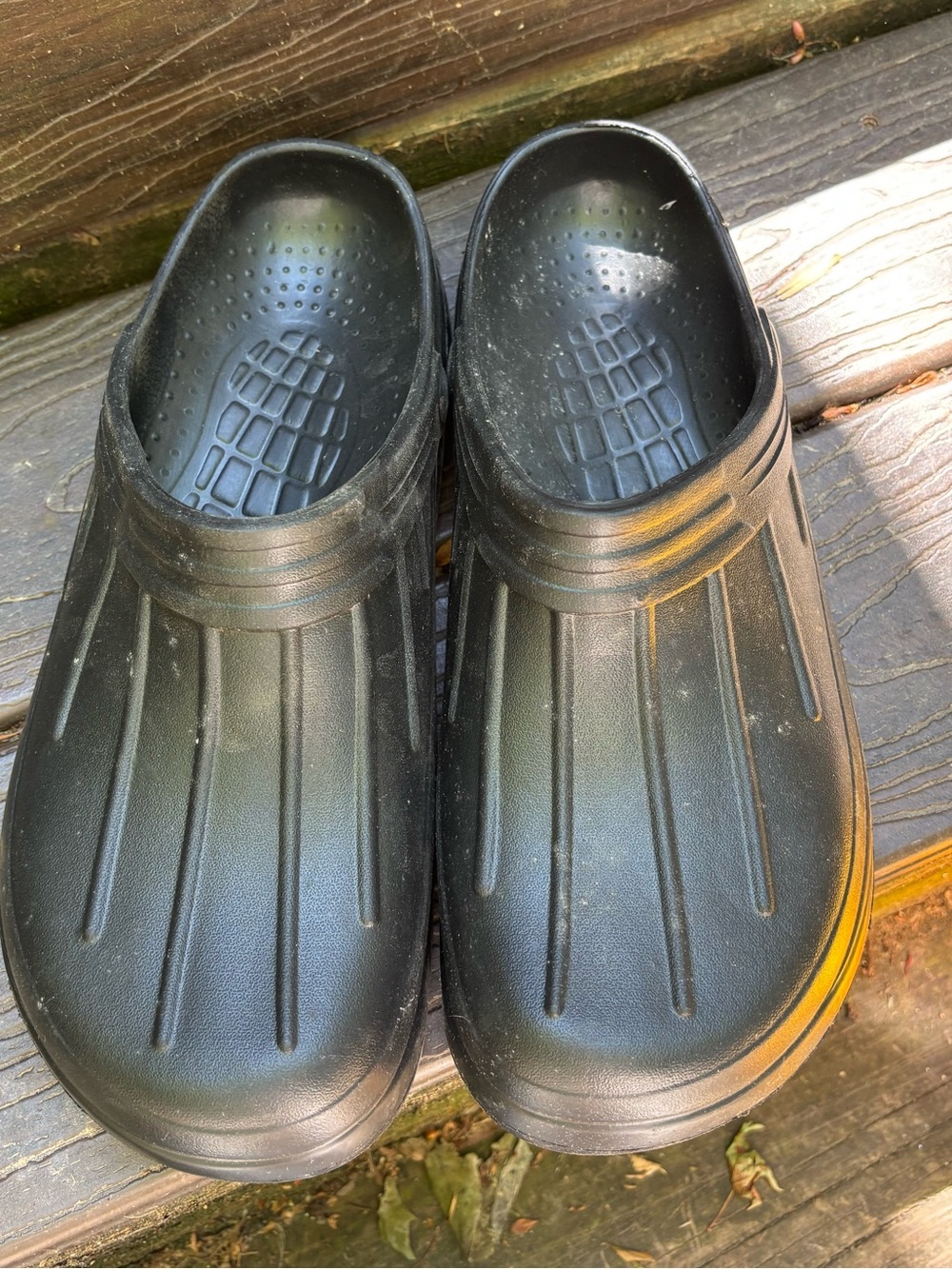 New SAFETRAX Men’s Black Slip Resistant Mock Crocs Waterproof Size 12